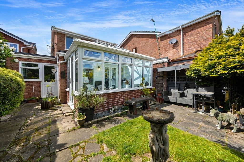 Property photo 3 of 47