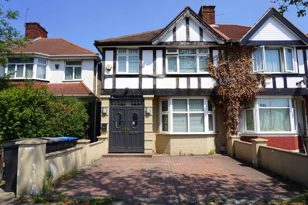 Property photo 1 of 13