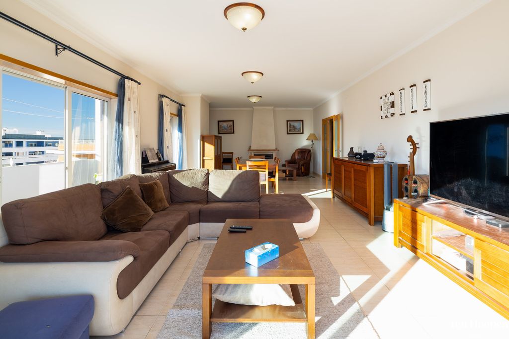 Property photo 1 of 30