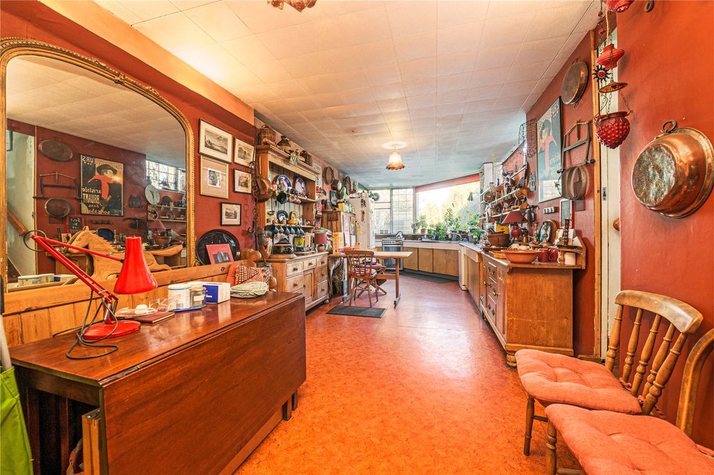 Property photo 3 of 24 Reception