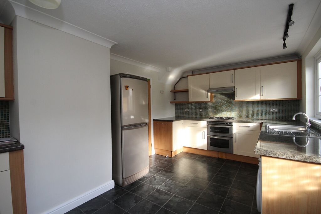 Property photo 2 of 9 Picture No. 05
