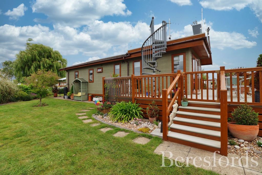 Property photo 1 of 23 Picture No. 27