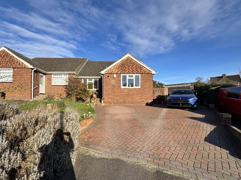Property photo 1 of 11 Front.Jpg