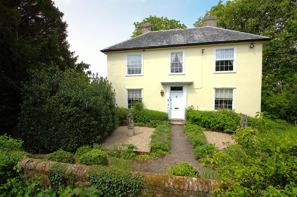 Property photo 1 of 38