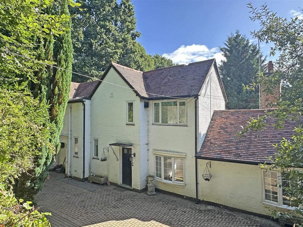 Property photo 1 of 23