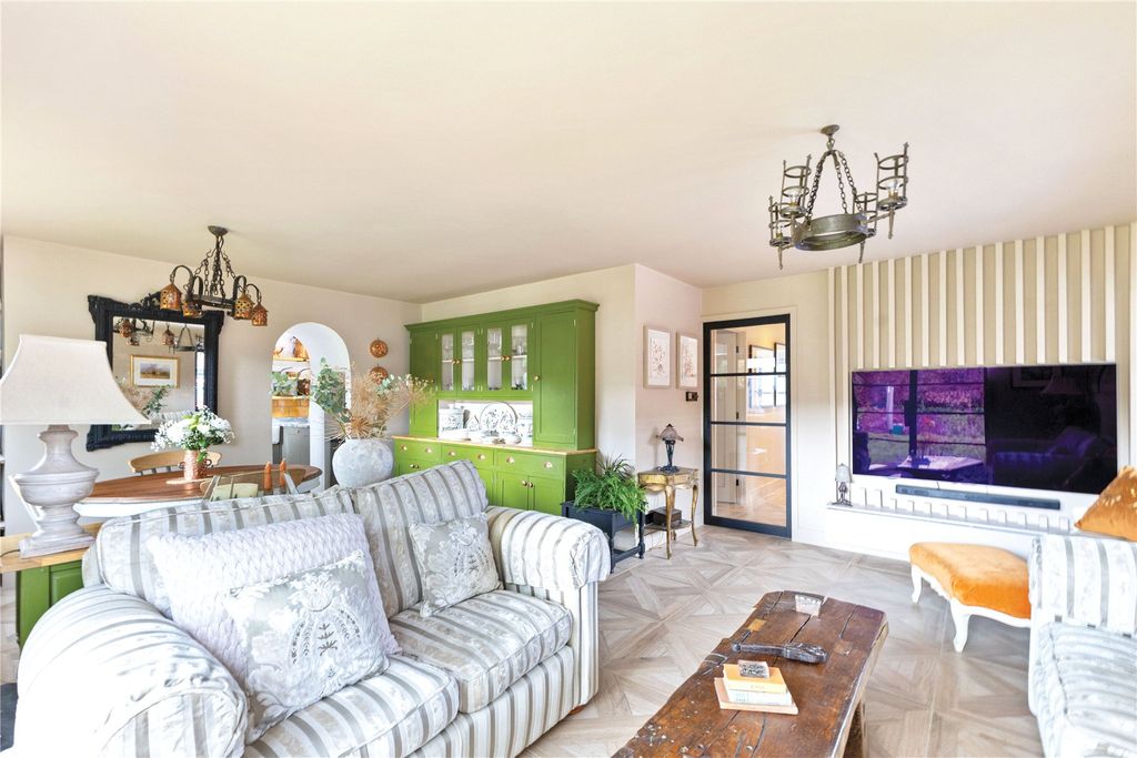 Property photo 3 of 23 Picture No. 38