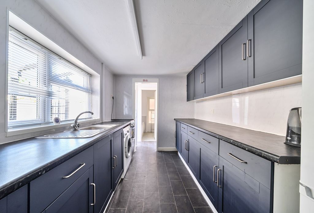 Property photo 2 of 13 Kitchen