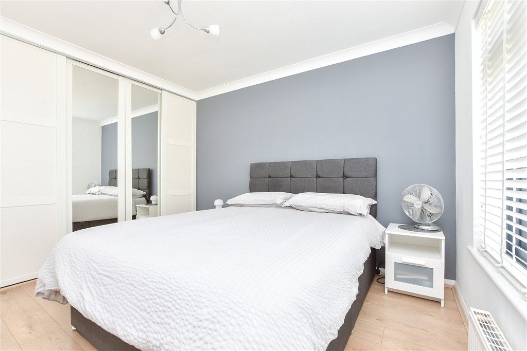 Property photo 1 of 13 Bedroom 1