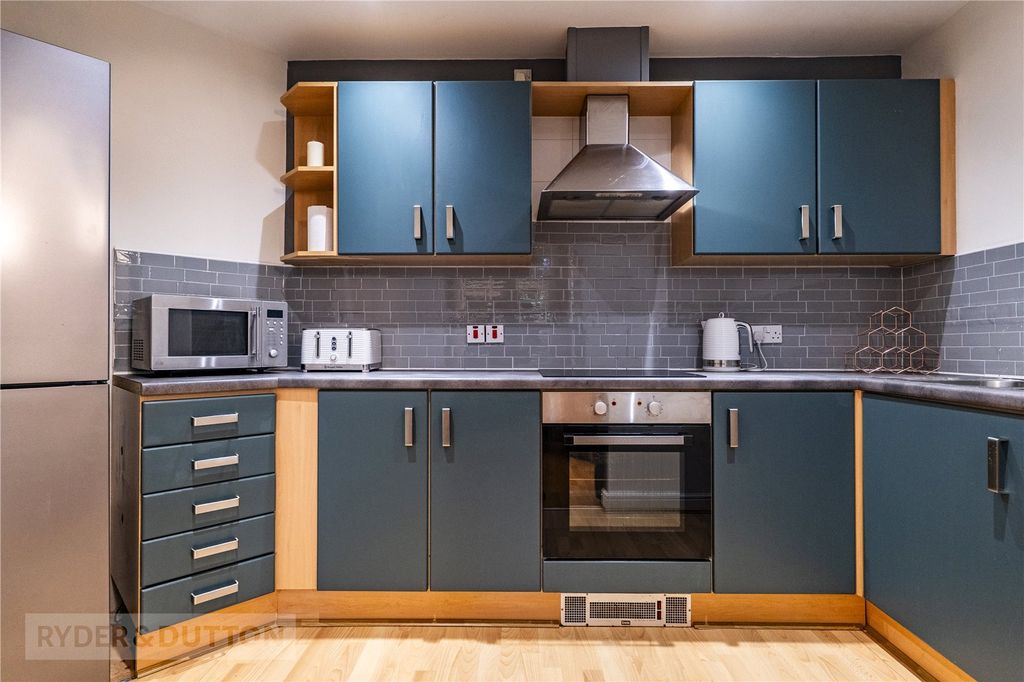 Property photo 2 of 16 Picture No. 07