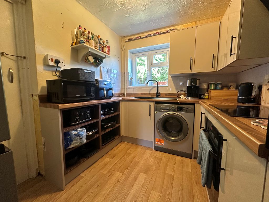 Property photo 3 of 15
