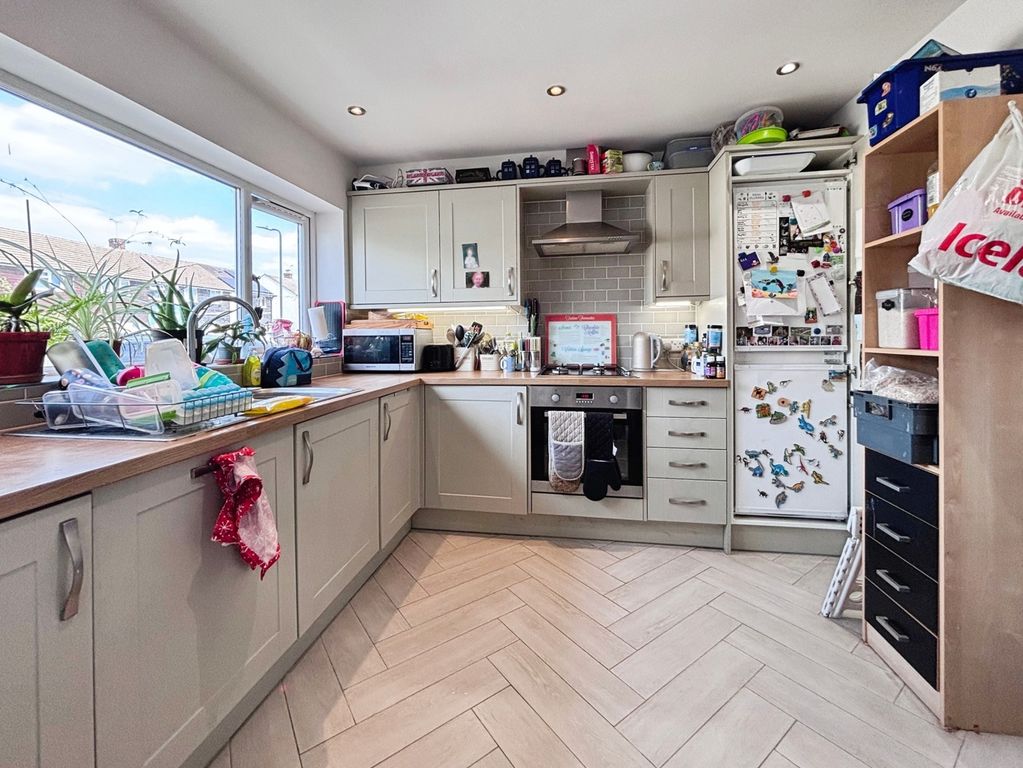 Property photo 2 of 14 Pbox-Img.Jpg