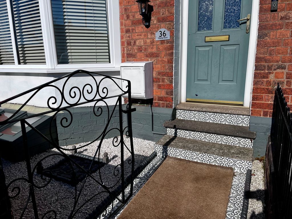 Property photo 2 of 30