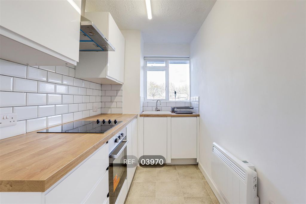 Property photo 1 of 14 Kitchen