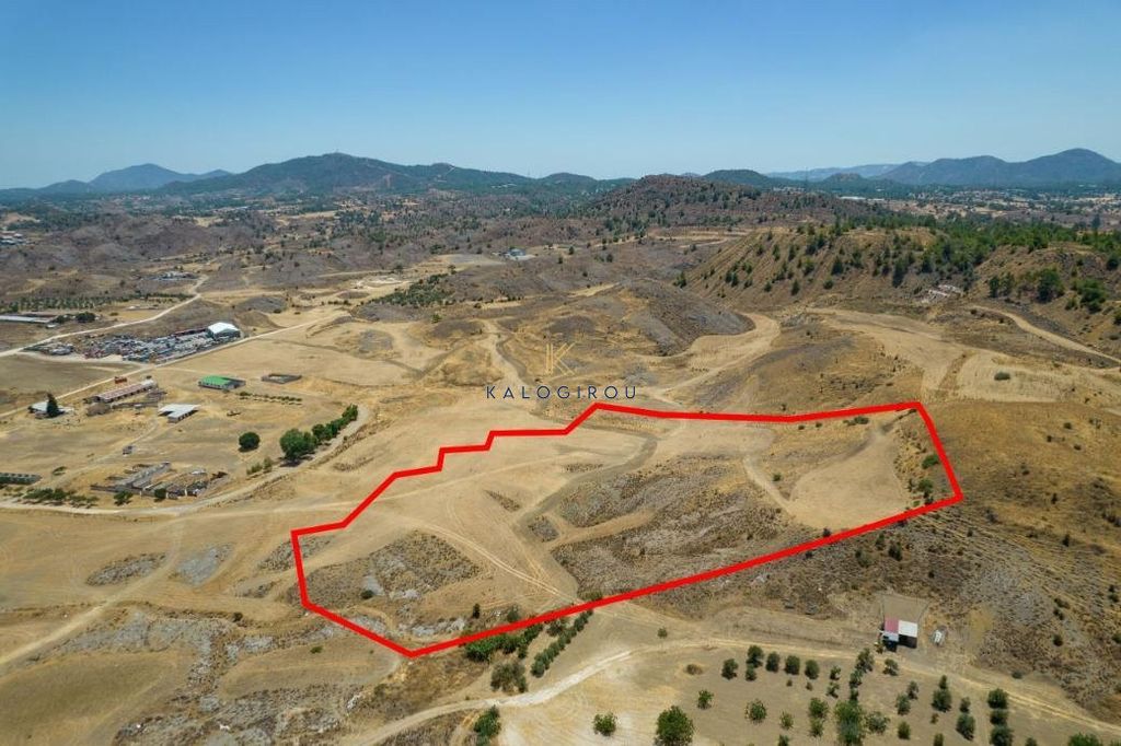 Property photo 2 of 4