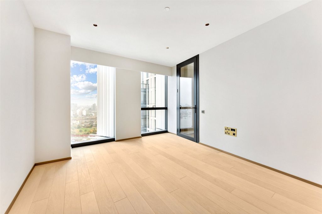 Property photo 2 of 15 Picture No. 03