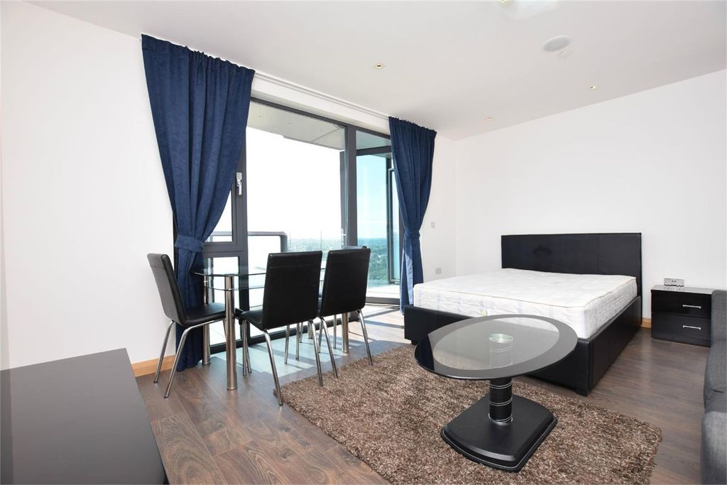 Property photo 1 of 7 1