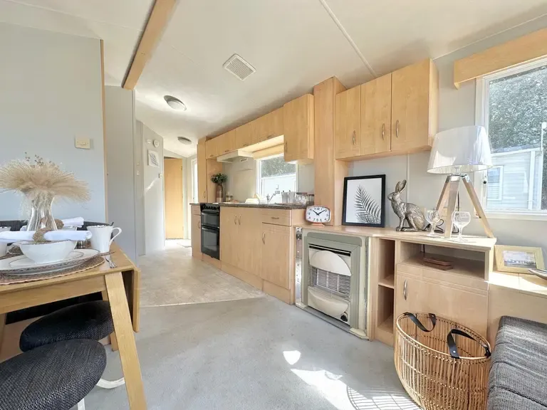 Property photo 2 of 7 Willerby Magnum 2010 Car0025821 144942879