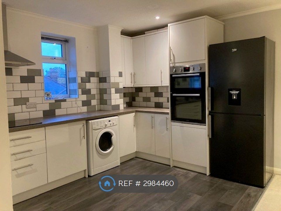 Property photo 1 of 5 Kitchen