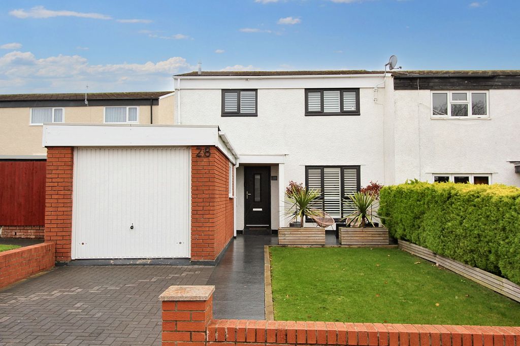 Property photo 1 of 41