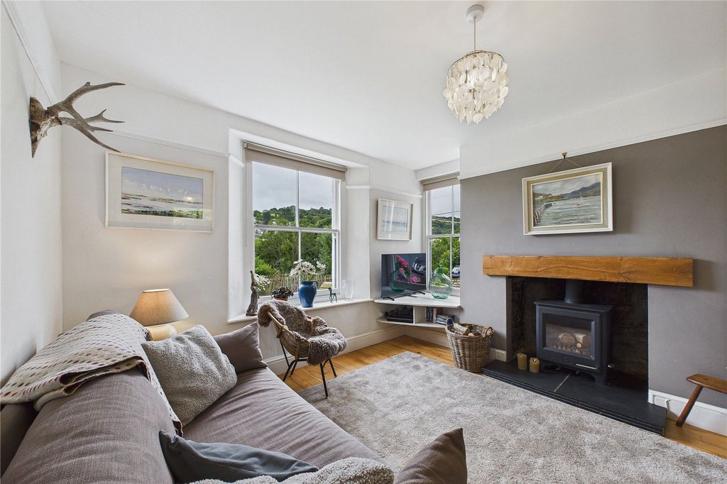 Property photo 3 of 28 Picture No. 25