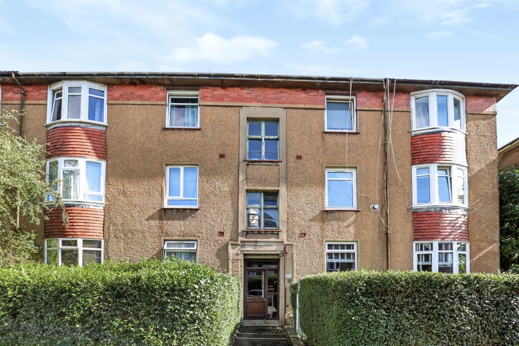Property photo 1 of 43