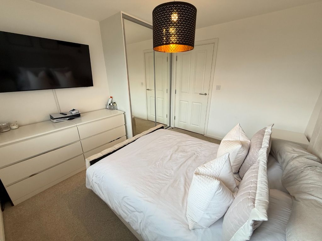 Property photo 3 of 7 5090483