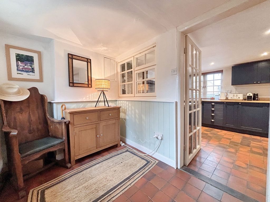 Property photo 3 of 17