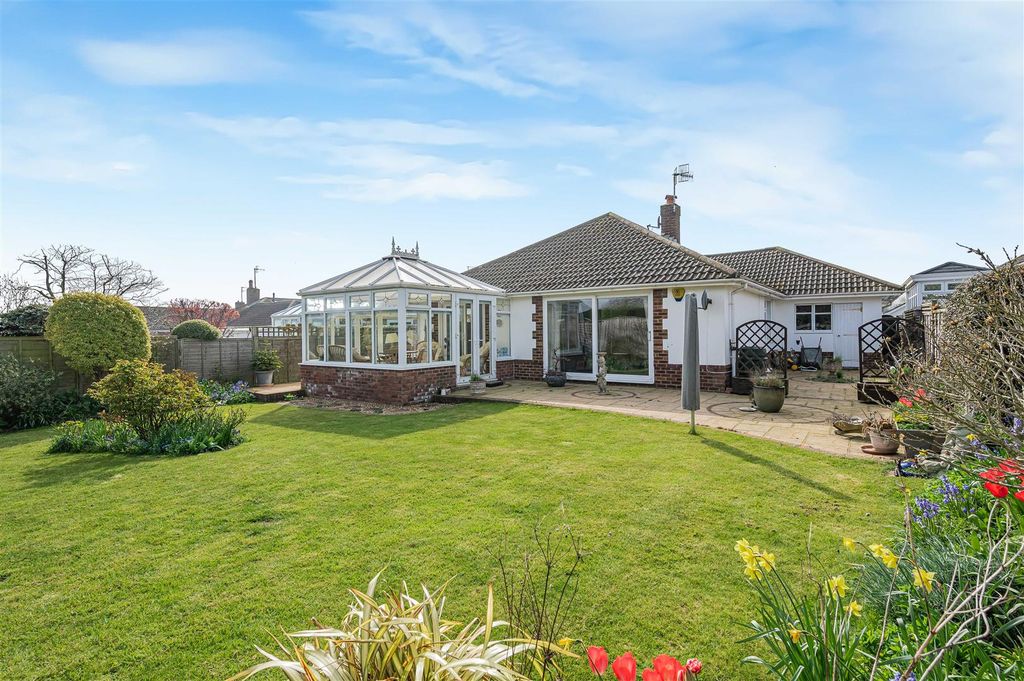 Property photo 2 of 22 Rear