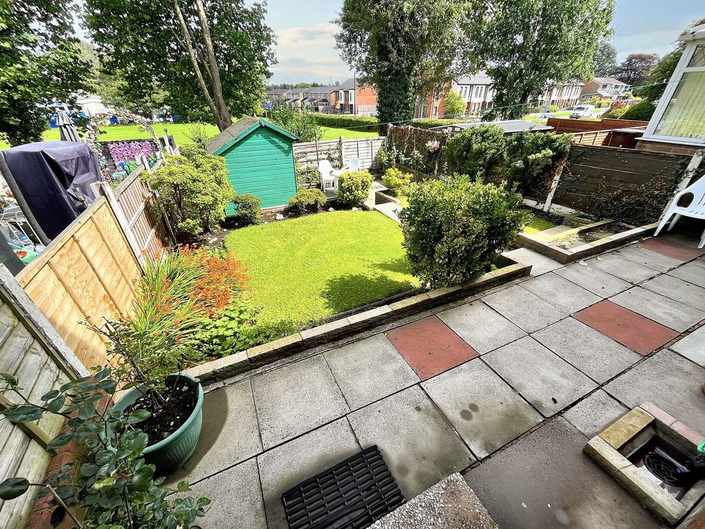 Property photo 2 of 24