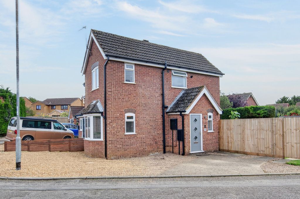 Property photo 1 of 30