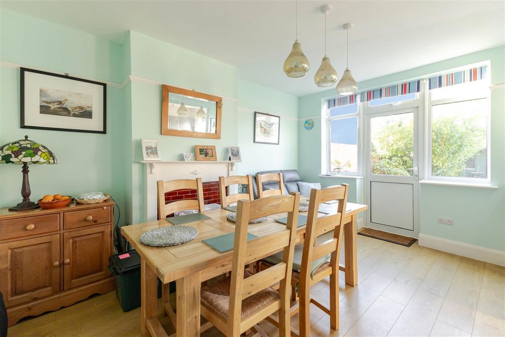 Property photo 3 of 20 Img_8127.Jpg