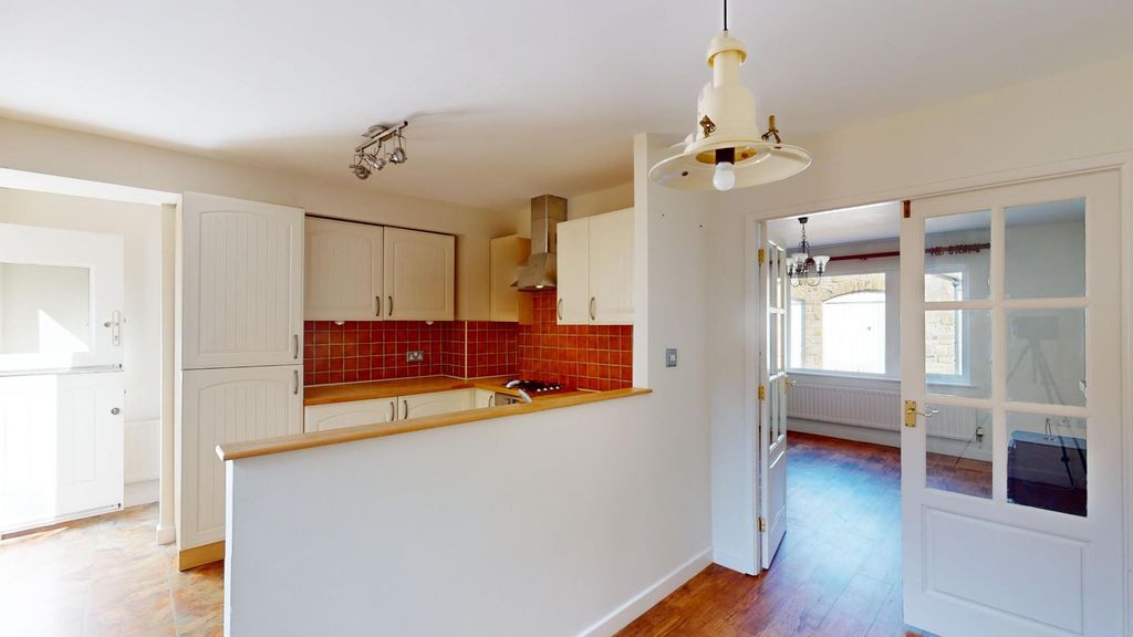 Property photo 2 of 19 Chapel-House-Mews-09172024_080535.Jpg