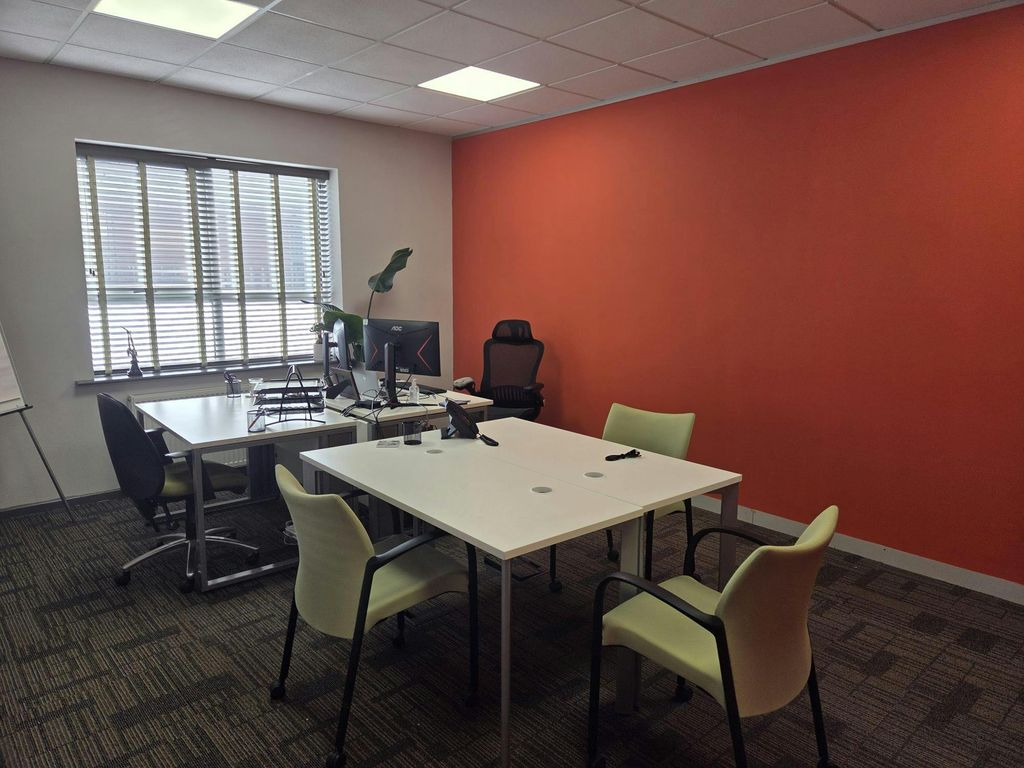 Property photo 3 of 7 1000013847.Jpg