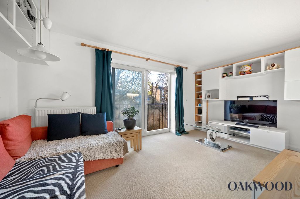 Property photo 2 of 14