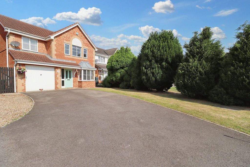 Property photo 1 of 26