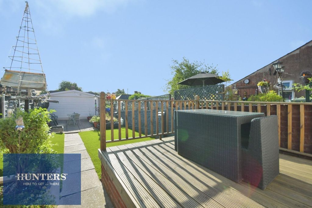 Property photo 1 of 16 Back Garden.Jpg