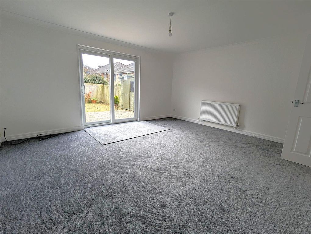 Property photo 3 of 12 Pxl_20251015_085409580.Jpg