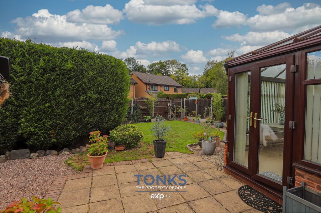 Property photo 2 of 13