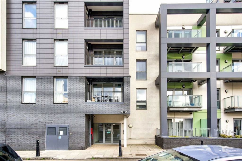 Property photo 1 of 7