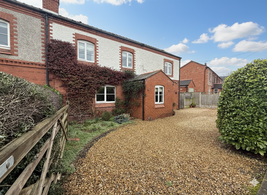 Property photo 2 of 31 Img_3463