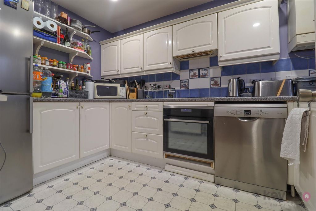 Property photo 2 of 18 Img_7486.Jpg