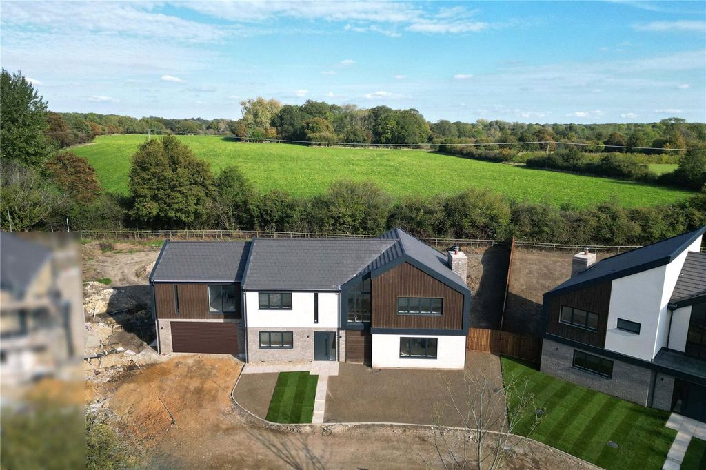 Property photo 1 of 43 Picture No. 67