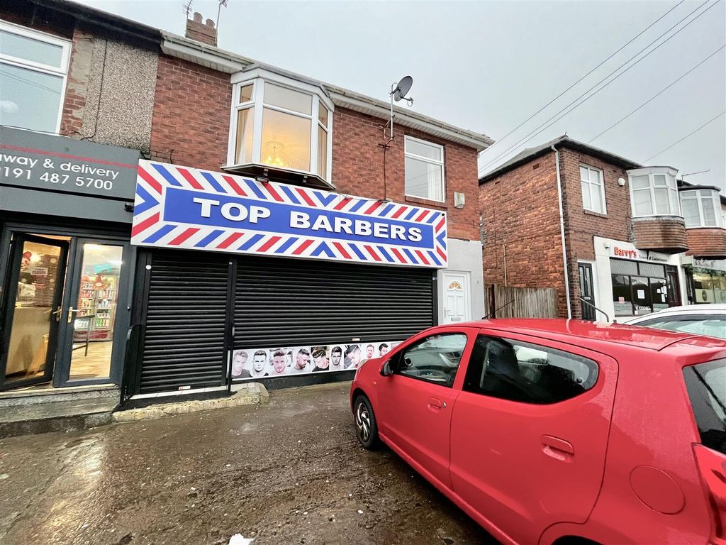 Property photo 3 of 10 External