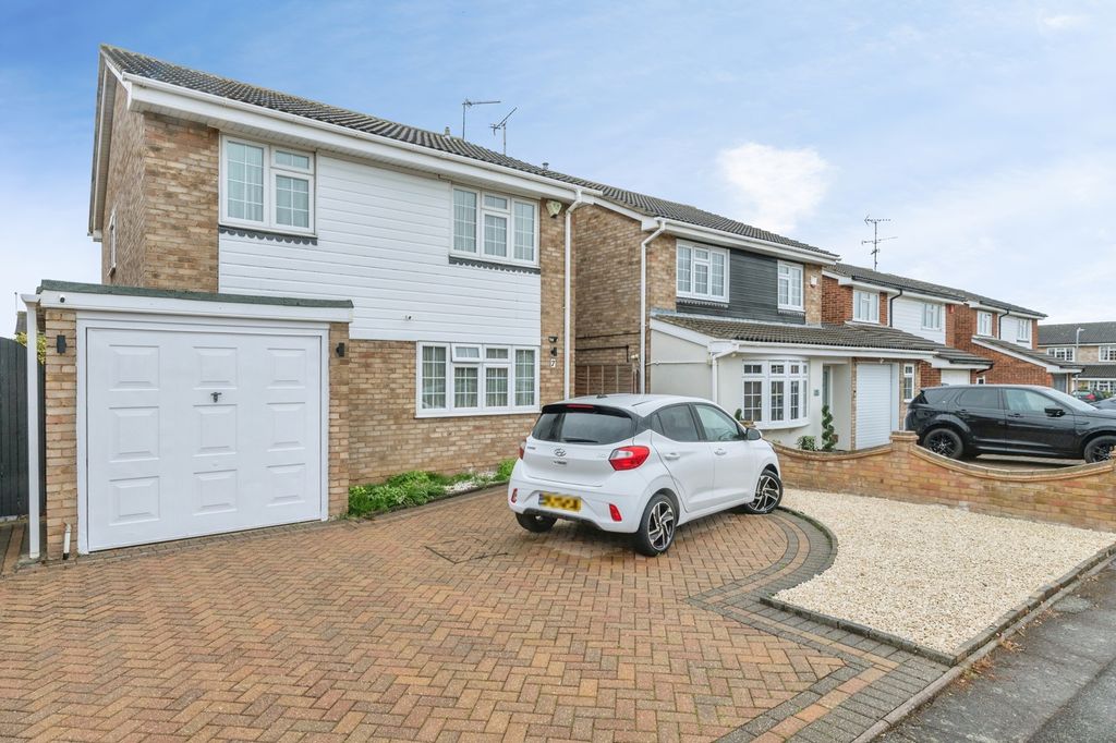Property photo 1 of 17 Pbox-Img.Jpg