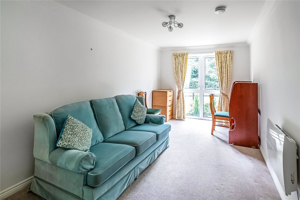 Property photo 3 of 24 Picture No. 08