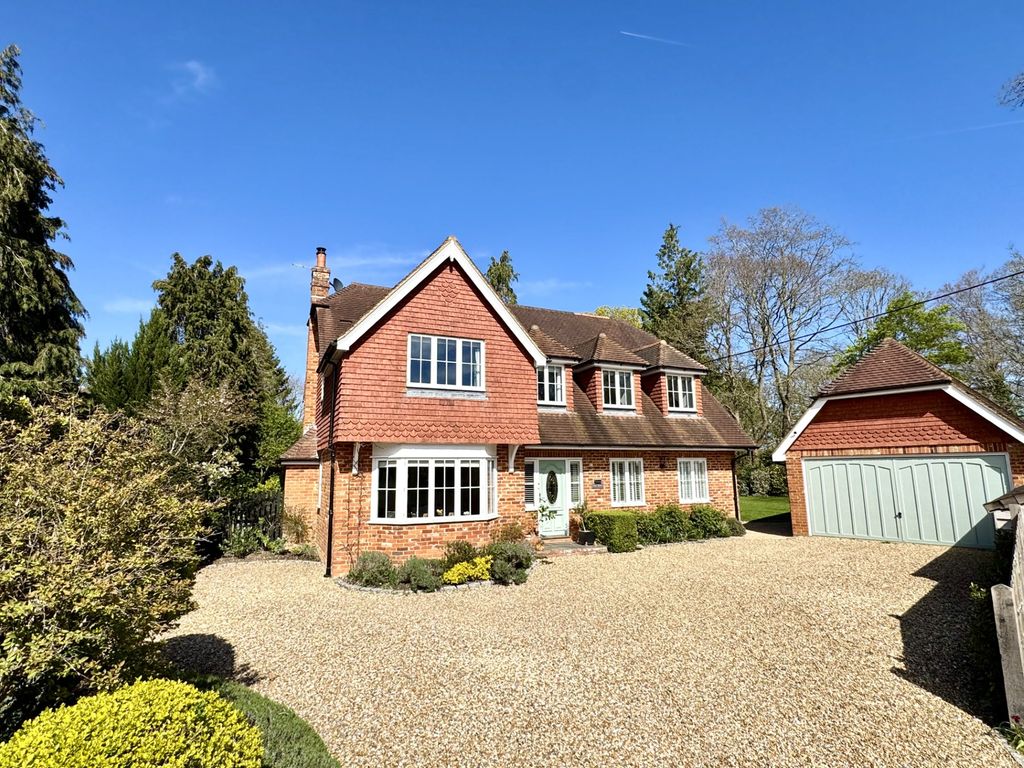 Property photo 1 of 24