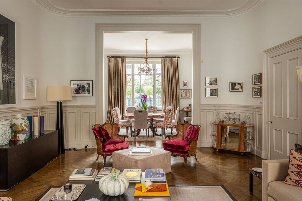 Property photo 2 of 16 Drawing Room