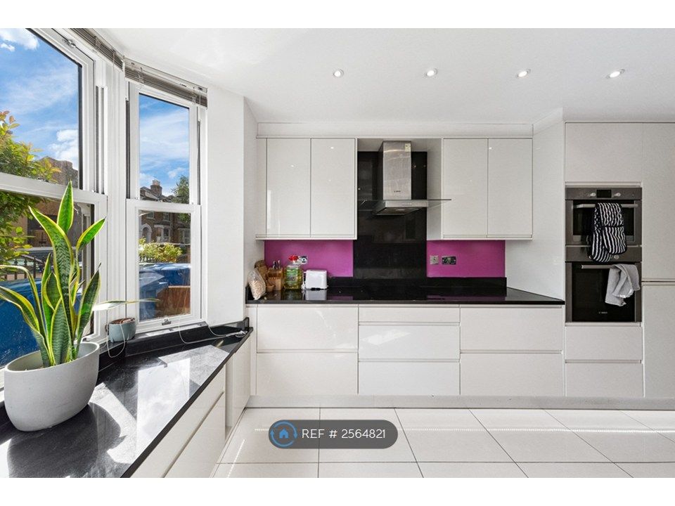 Property photo 1 of 35