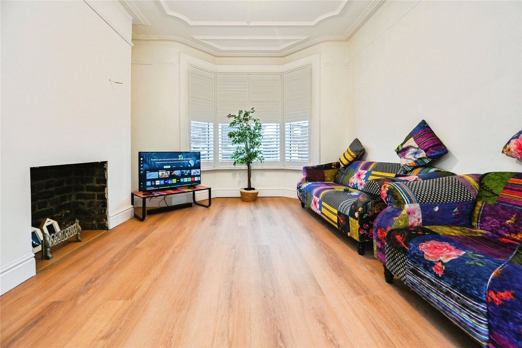 Property photo 2 of 14 Picture No. 03