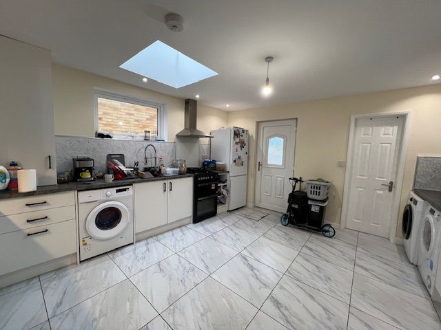 Property photo 3 of 9 Image